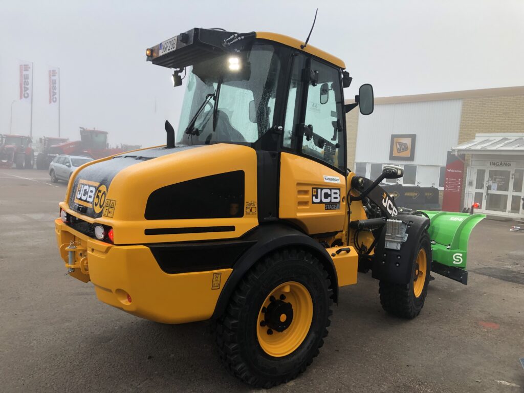 Maskin Väst levererar Jcb 409